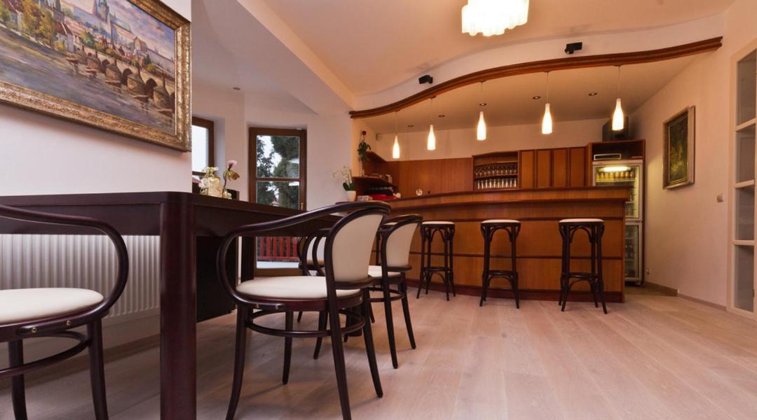 Residence Arx & Wellness Хрудим Экстерьер фото