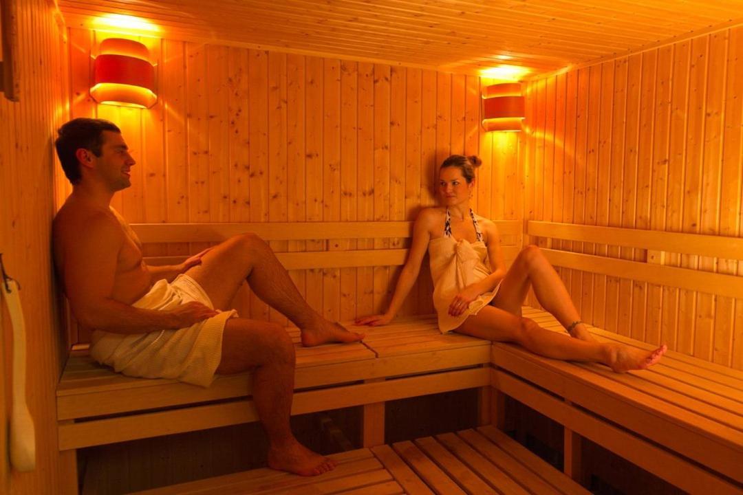 Residence Arx & Wellness Хрудим Экстерьер фото